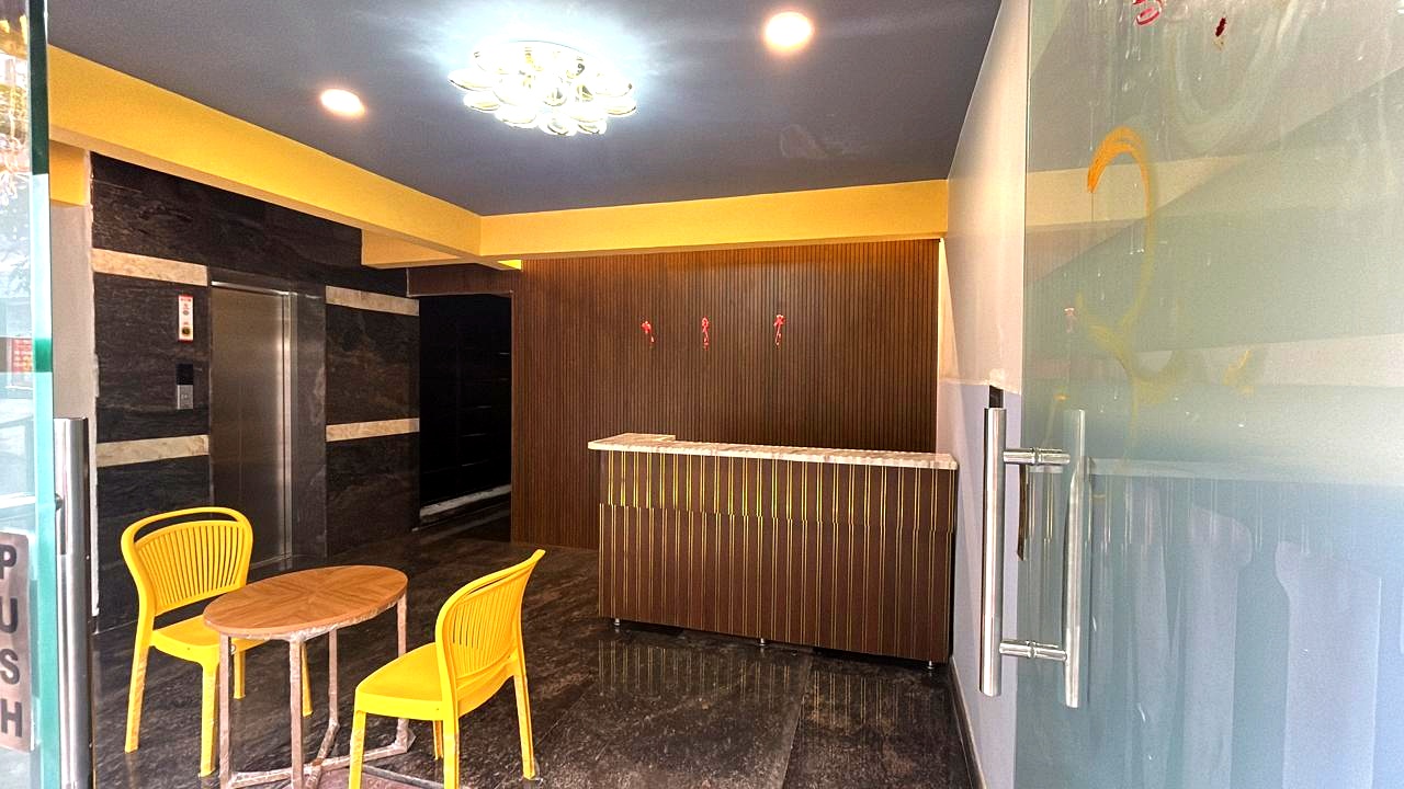 Comfortable accommodations at S K Oak Suites